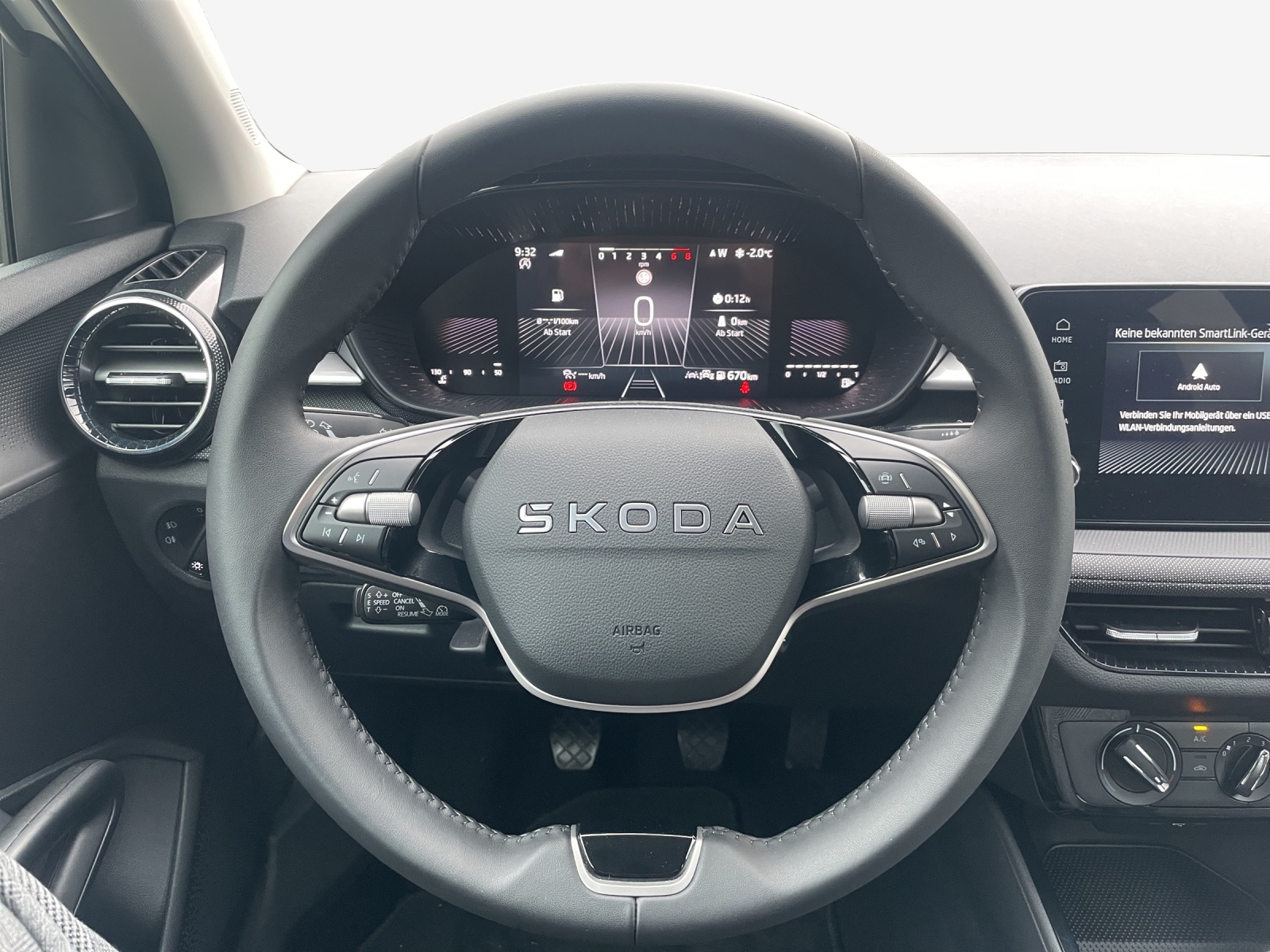 SKODA Fabia 1.0 TSI Selection-image-9
