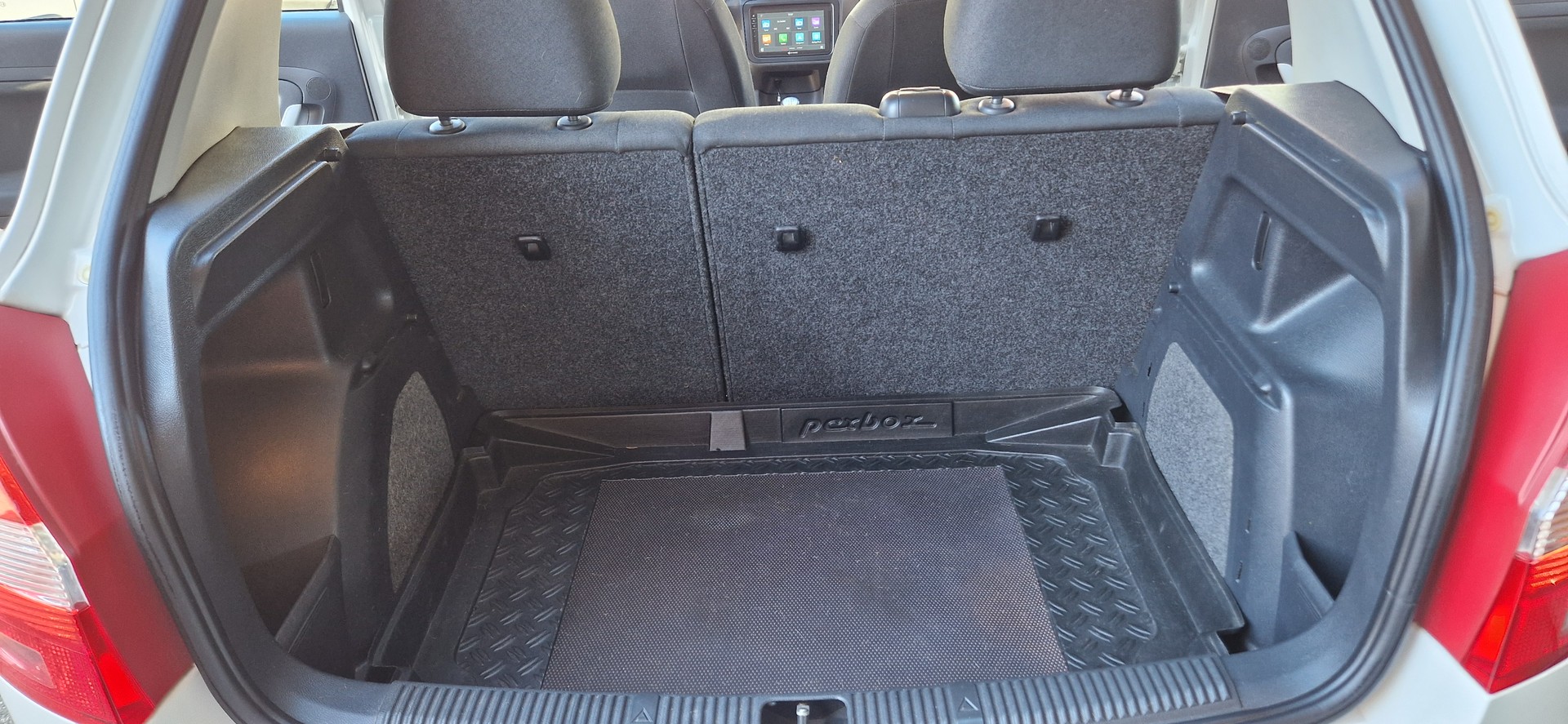 SKODA Fabia 1.2 Entry-image-8