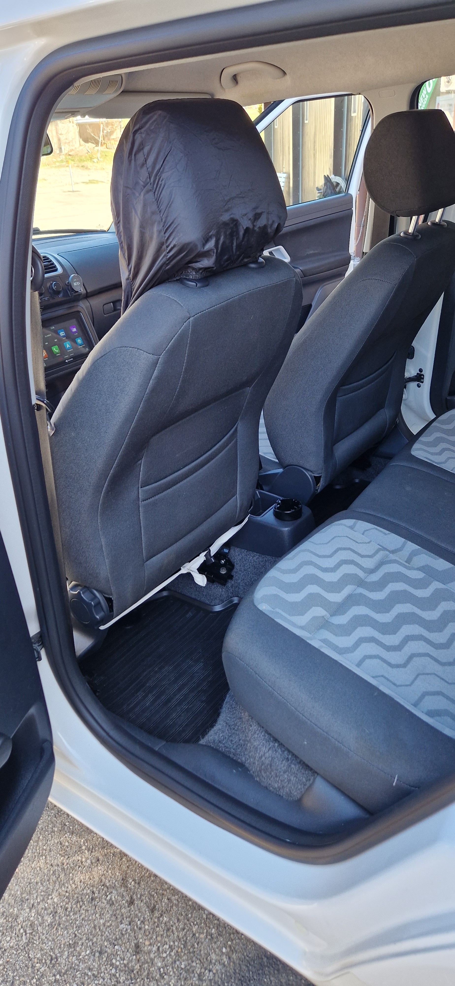SKODA Fabia 1.2 Entry-image-5