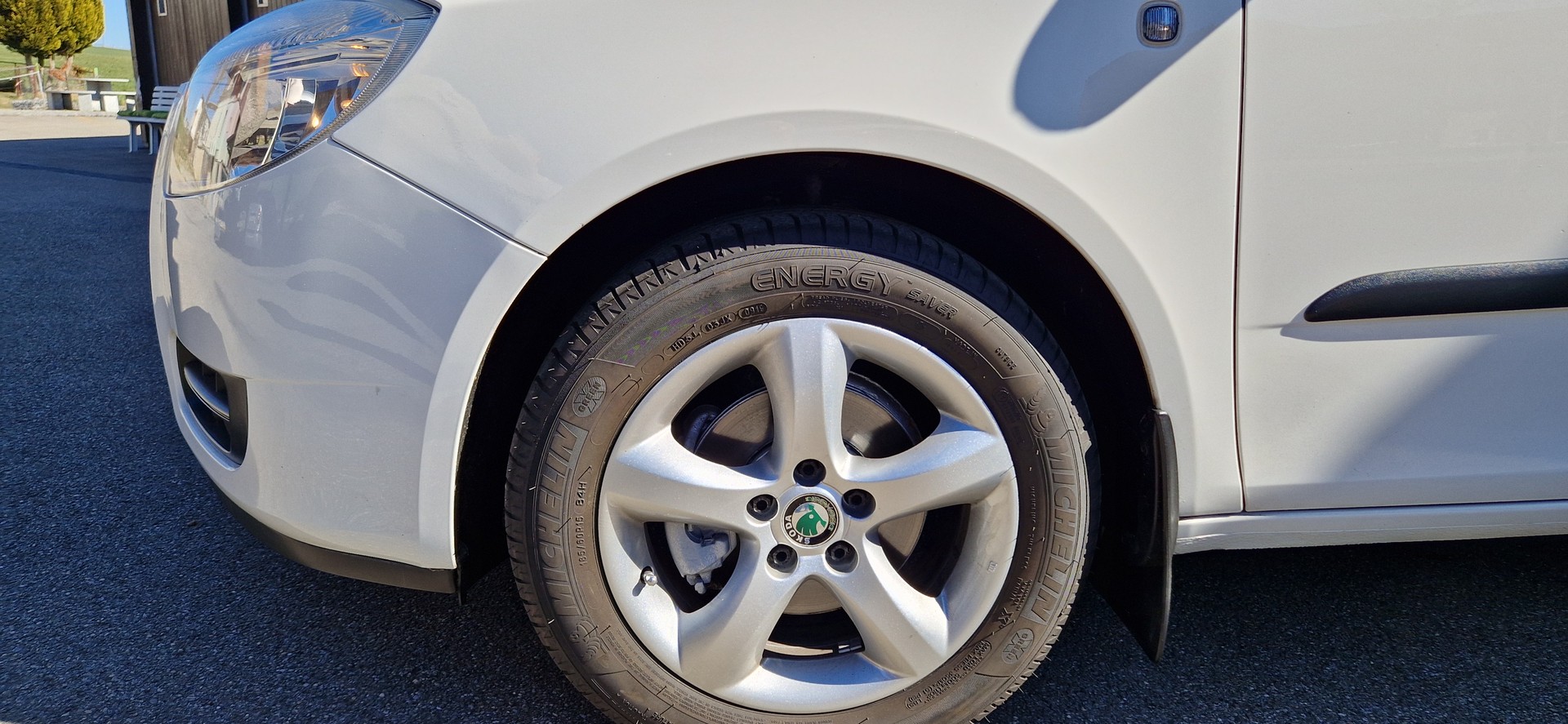 SKODA Fabia 1.2 Entry-image-11