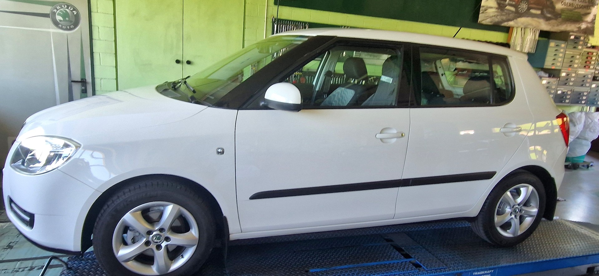 SKODA Fabia 1.2 Entry-image-15