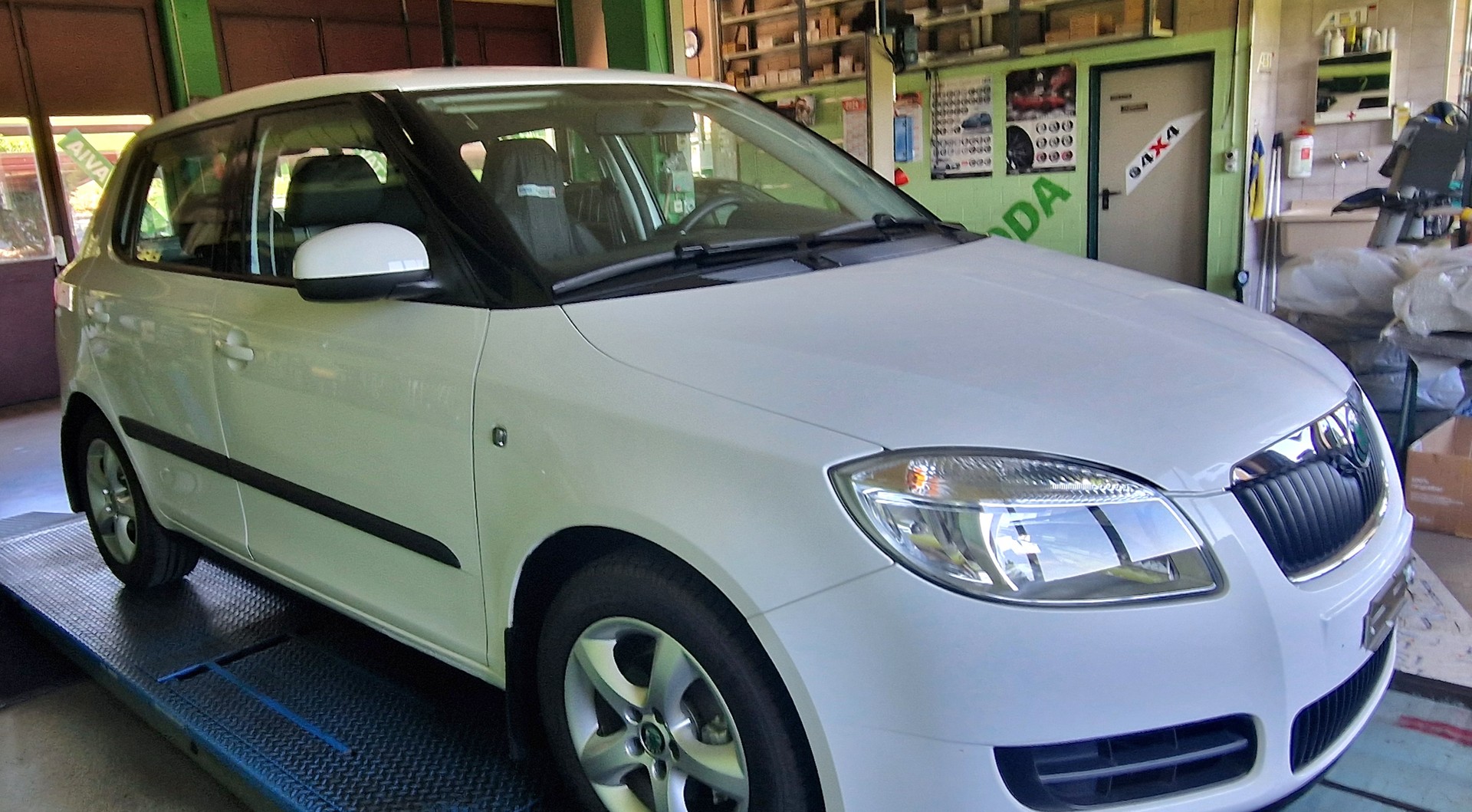 SKODA Fabia 1.2 Entry-image-14