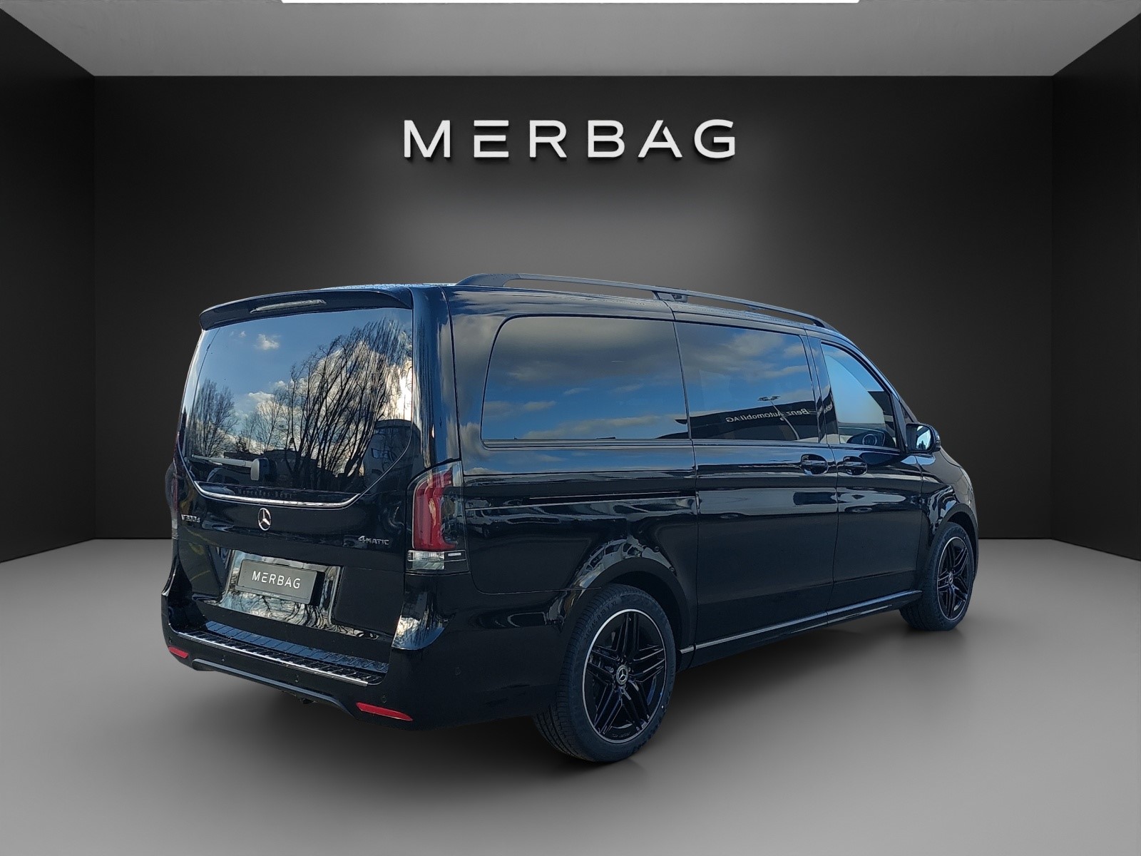 MERCEDES-BENZ V 300 d EXKLUSIVE Swiss Edition-image-1