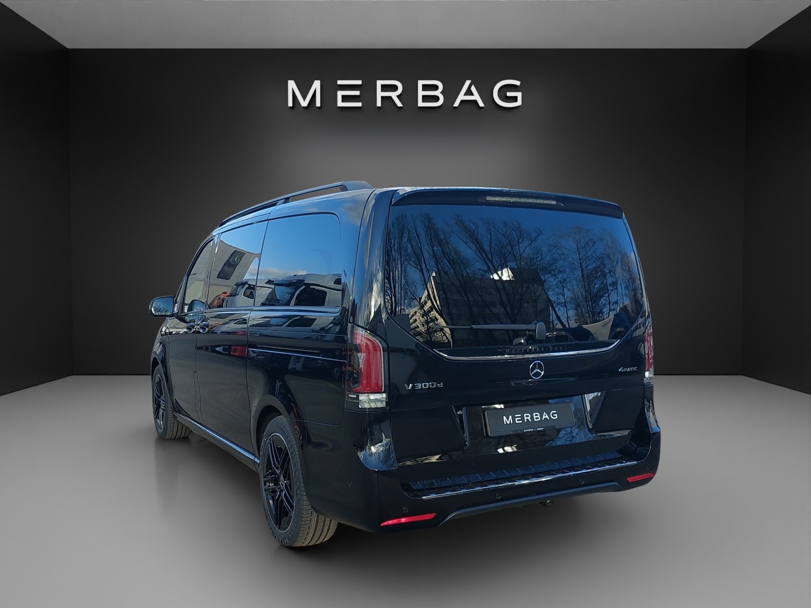 MERCEDES-BENZ V 300 d EXKLUSIVE Swiss Edition-image-3