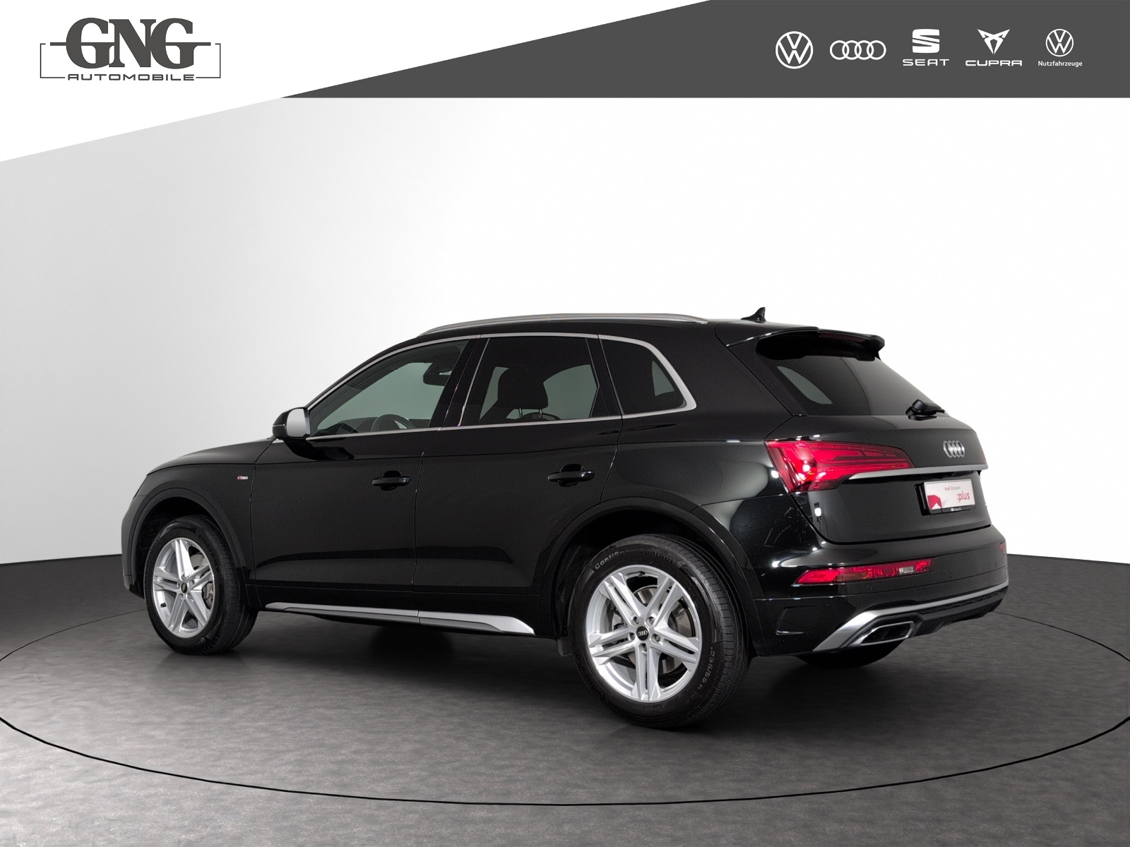 AUDI Q5 40 TFSI S line quattro S-tronic-image-1