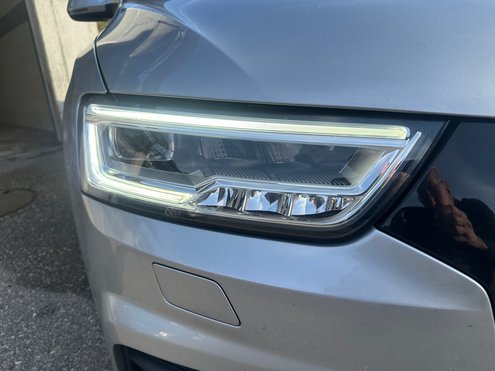 AUDI Q3 2.0 TDI quattro S-tronic-image-7