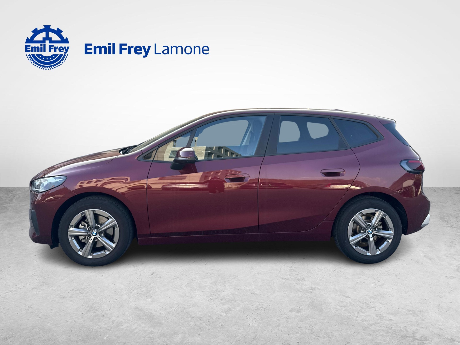 BMW 218i Active Tourer-image-2