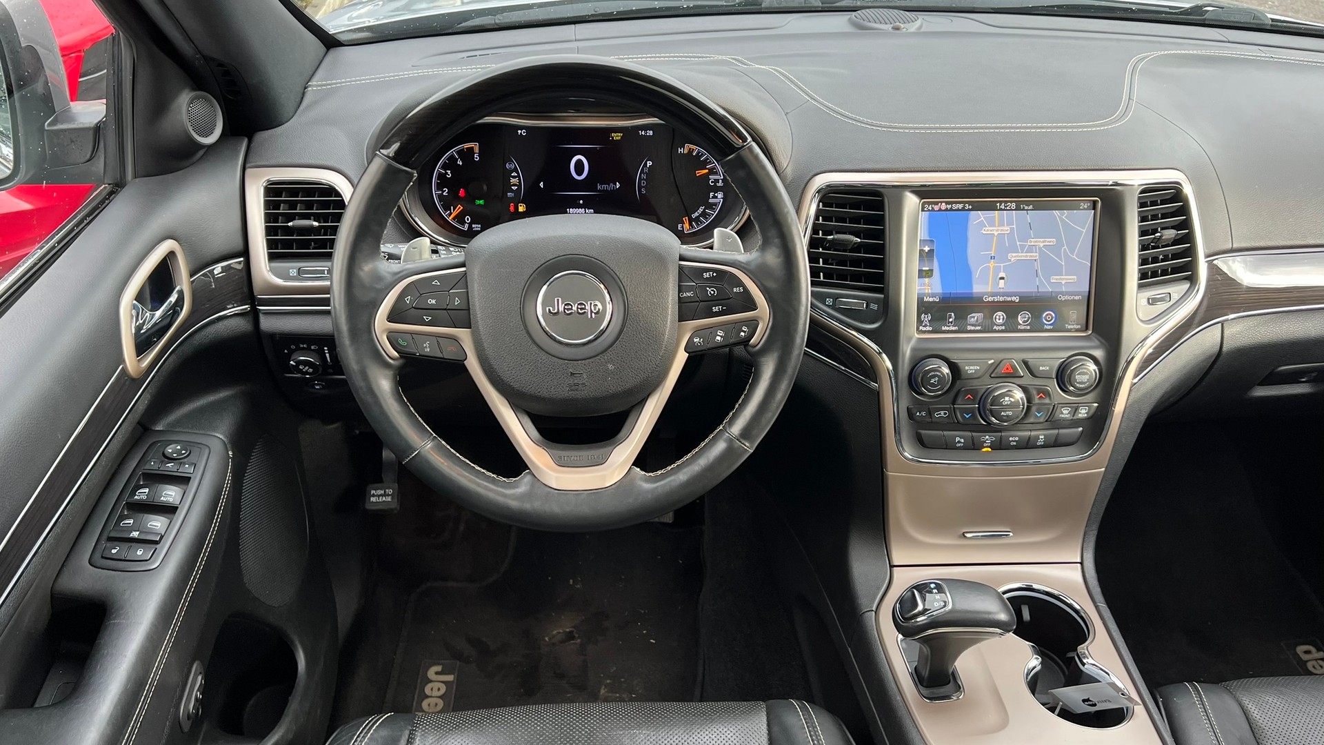 JEEP GRAND CHEROKEE 3.0 CRD OVERLAND AUTOMATIC l 250 PS-image-15