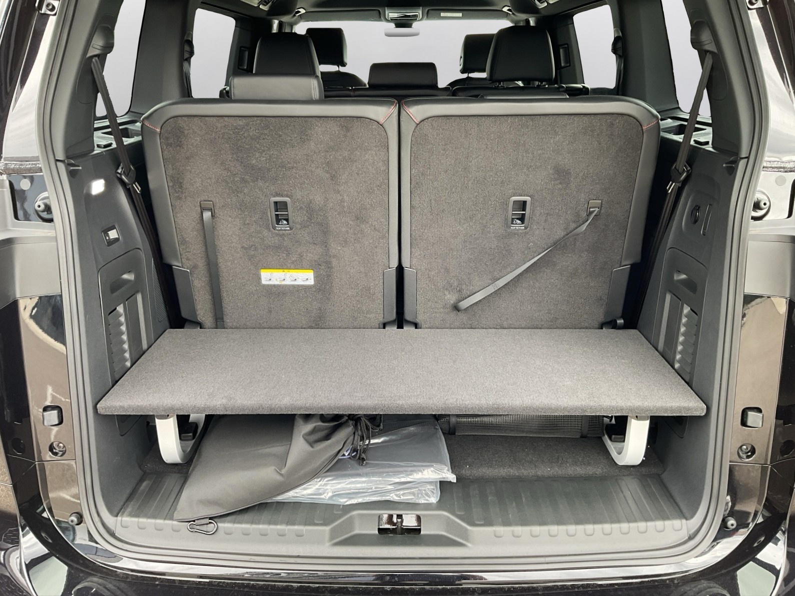 VW ID.Buzz LWB GTX 4 Motion-image-11