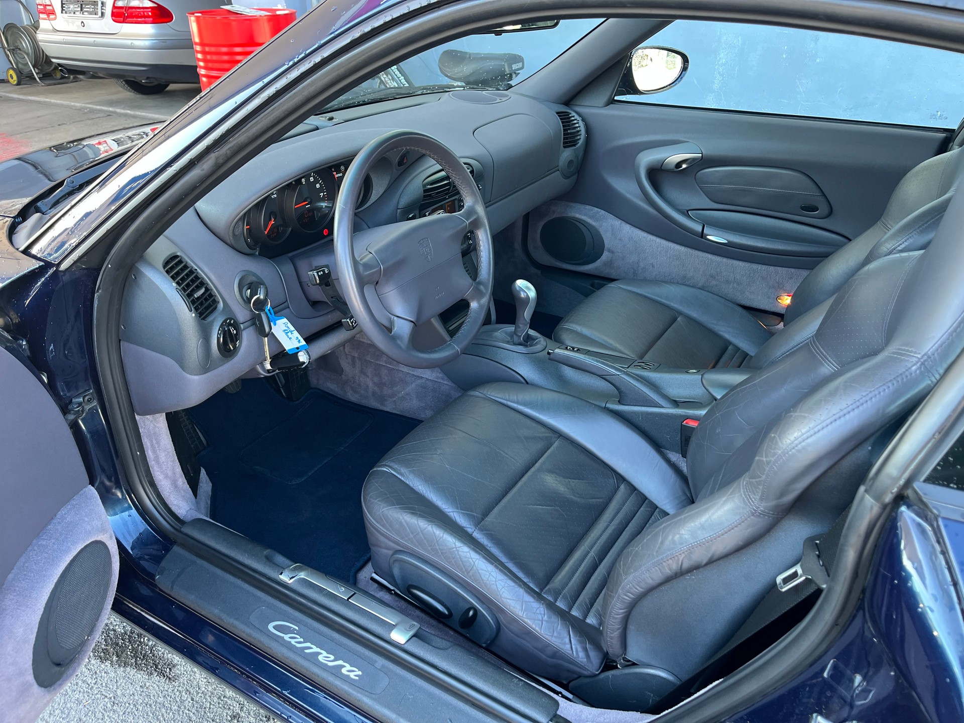 PORSCHE Carrera 2-image-18
