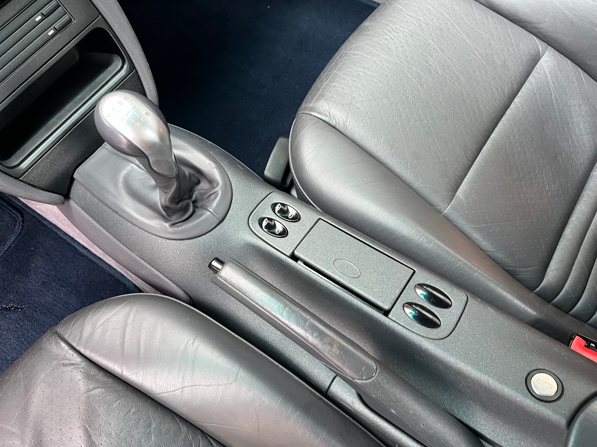 PORSCHE Carrera 2-image-12