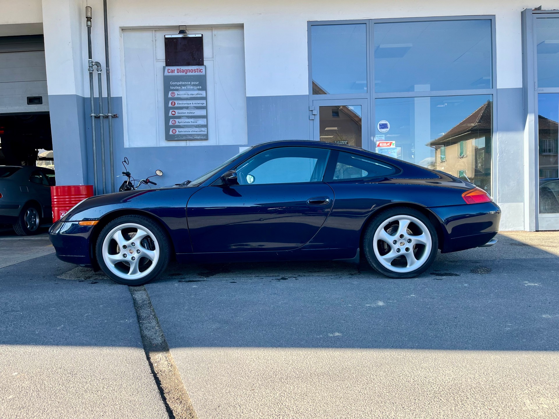 PORSCHE Carrera 2-image-1