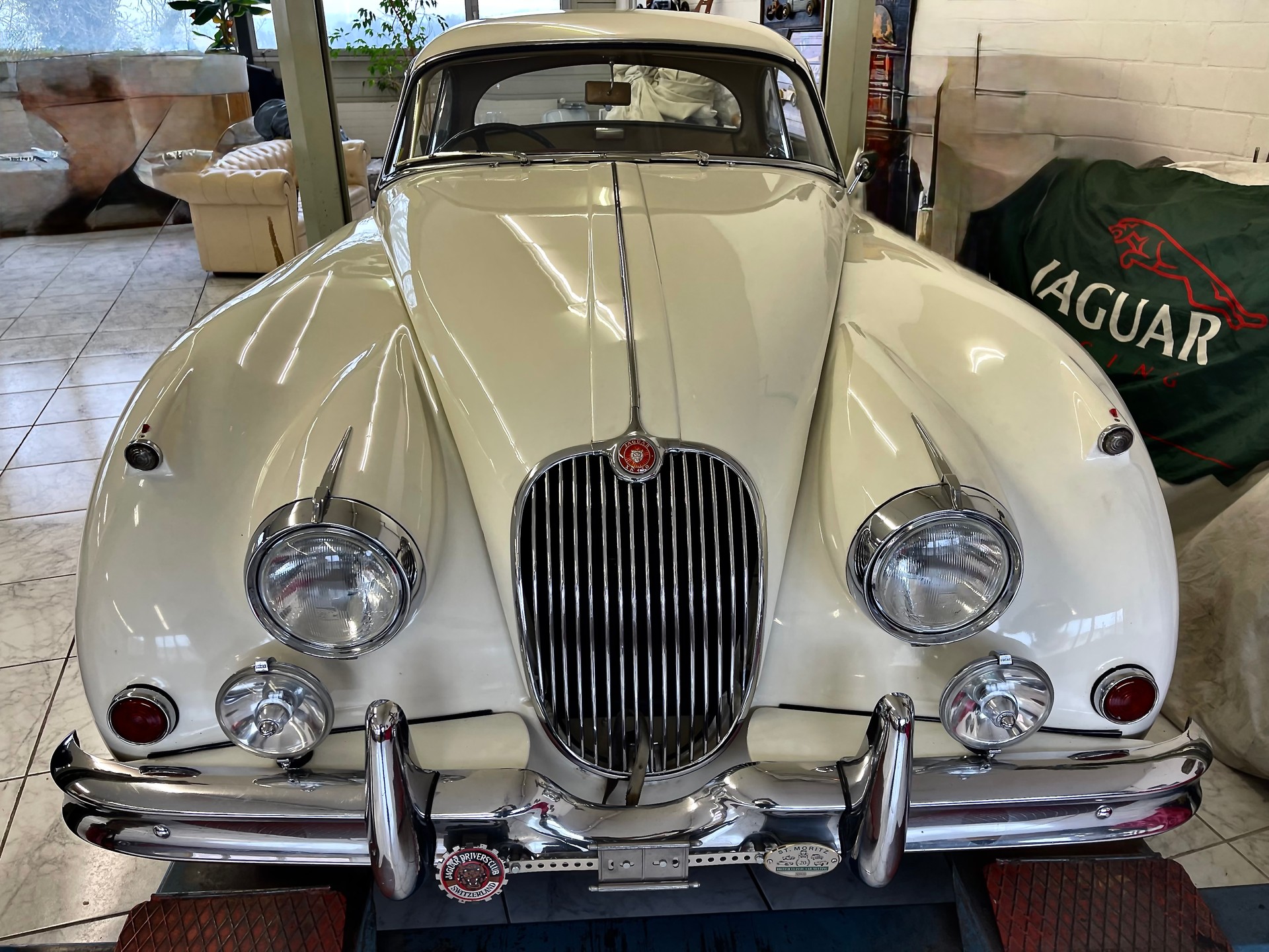 JAGUAR XK 150 3.4 Coupé RHD