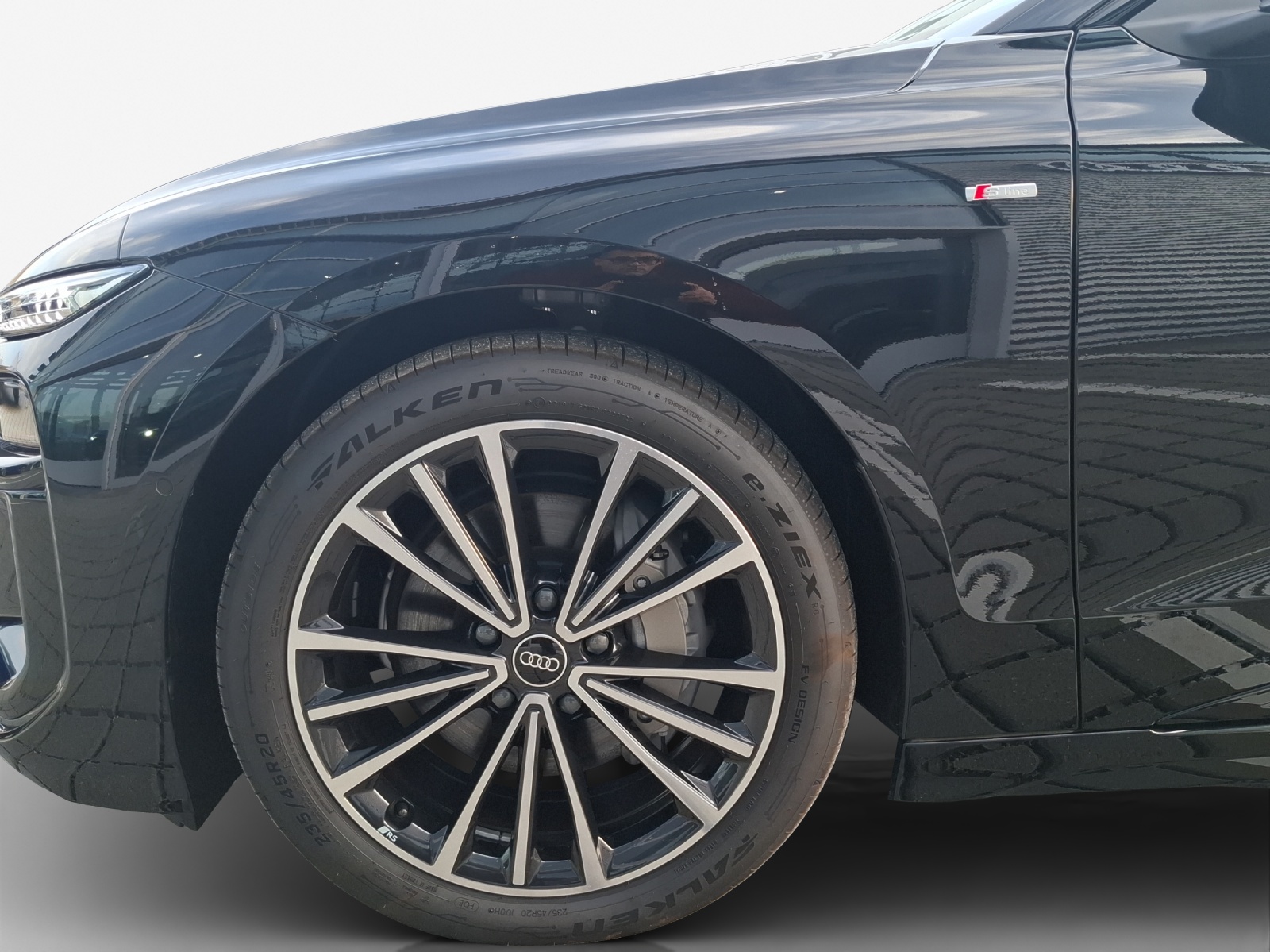 AUDI A6 Avant e-tron performance-image-12