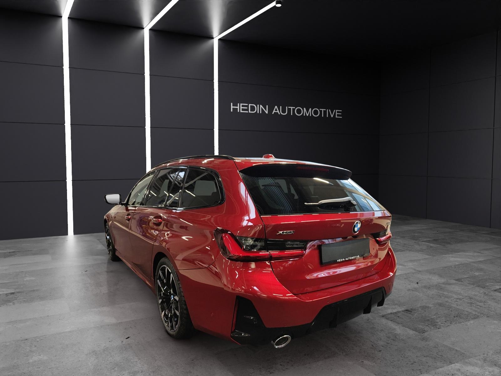BMW 320d xDrive Touring-image-2