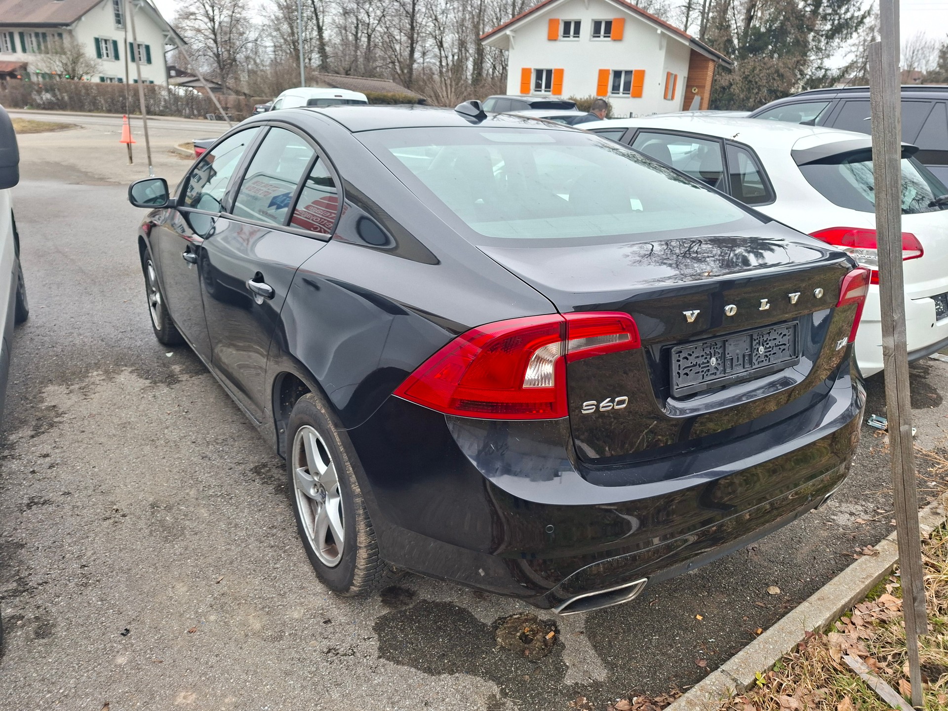 VOLVO S60 D4 Momentum A Geartronic-showroom-element-3