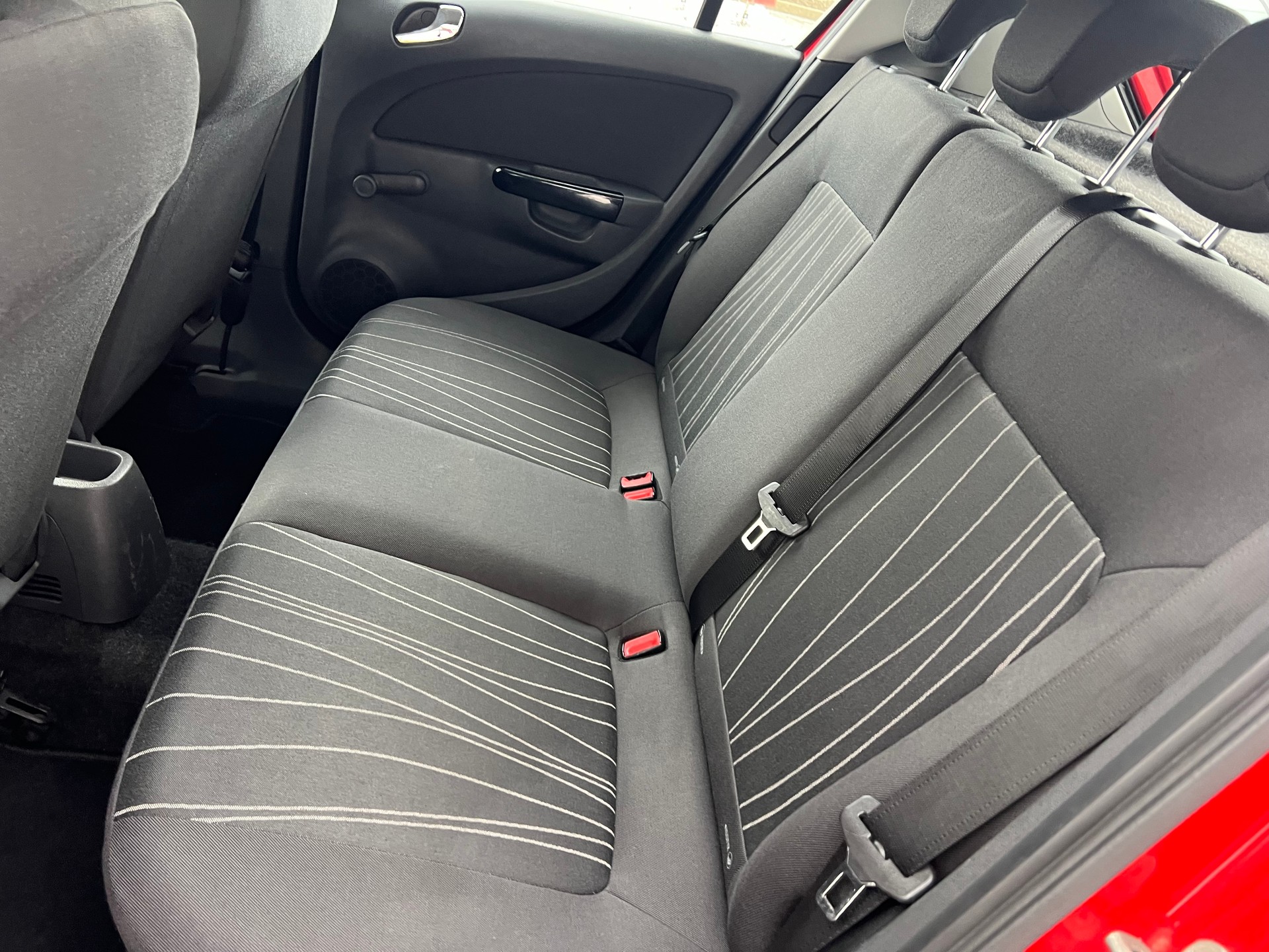 OPEL Corsa 1.4 Enjoy-image-7