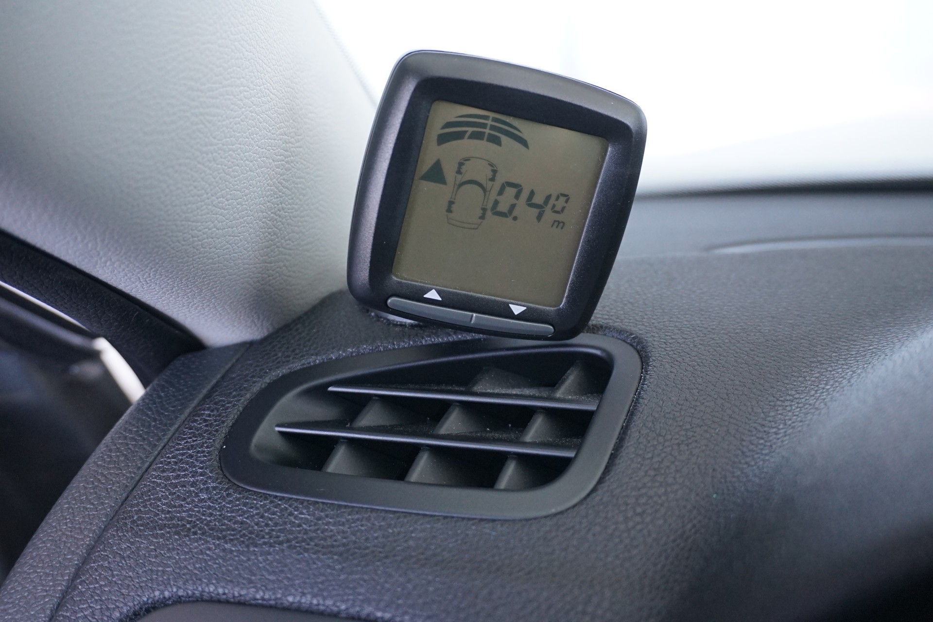 SKODA Yeti 1.8 TSI Ambiente Outdoor 4x4 DSG-Automat 152PS-image-17