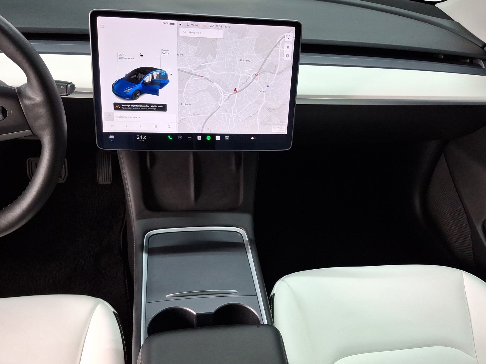 TESLA Model 3-image-10