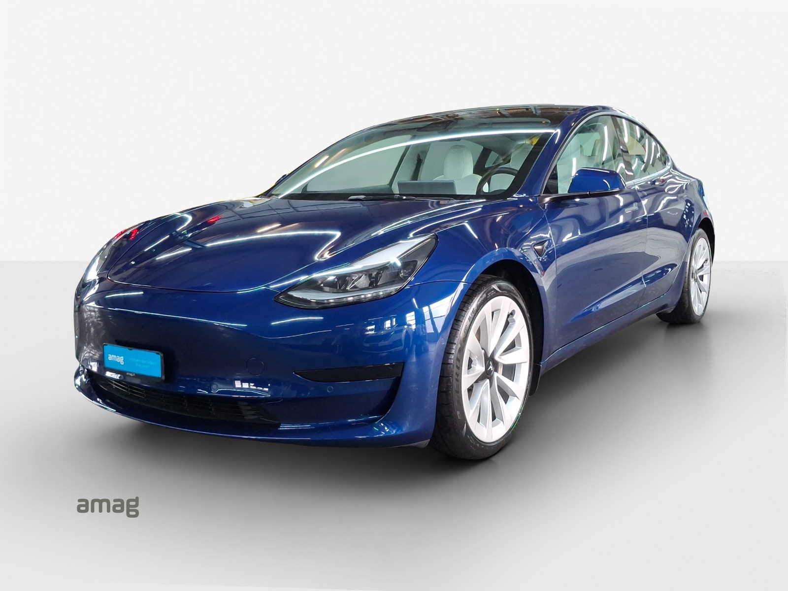 TESLA Model 3-image-0