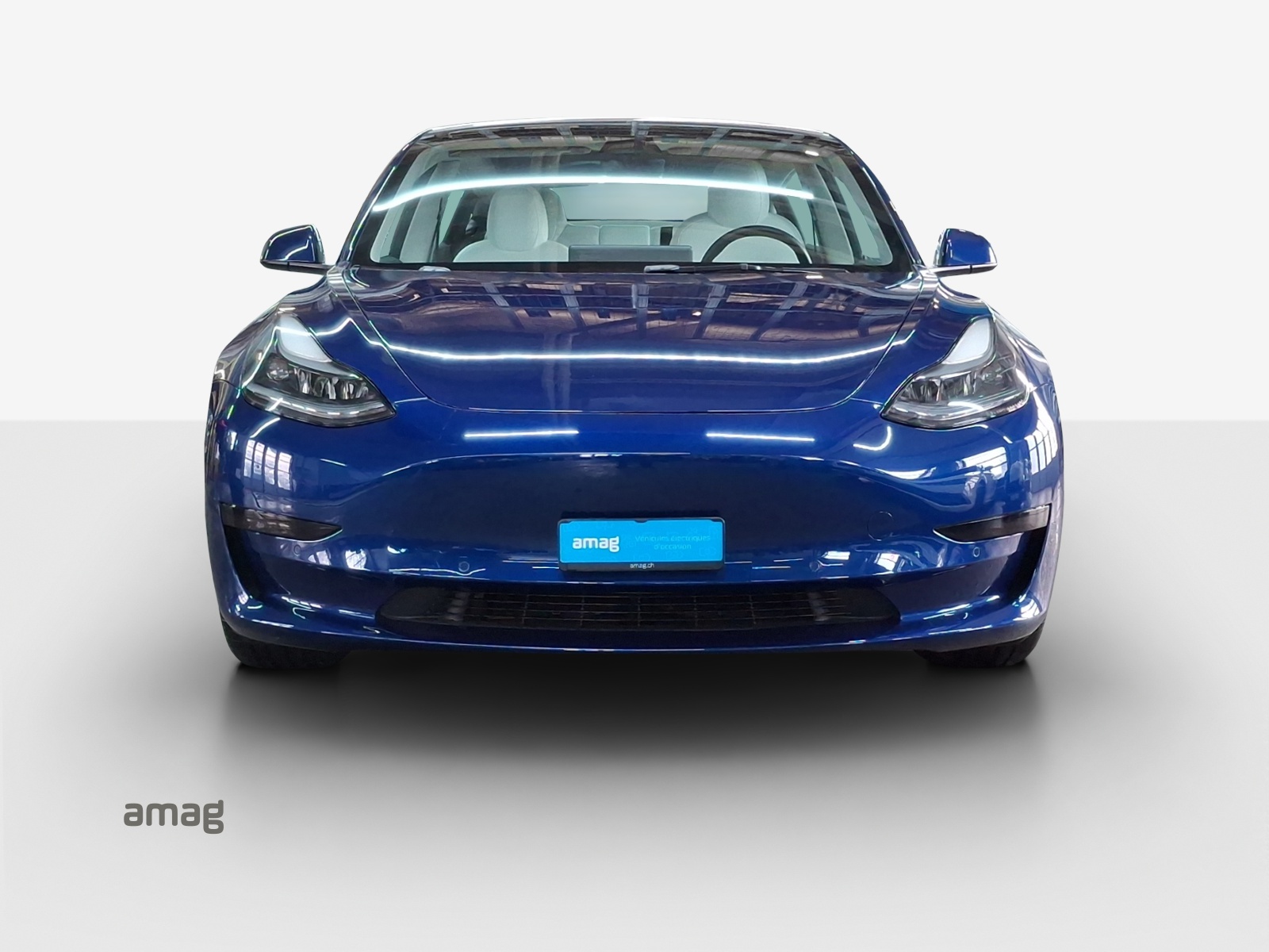 TESLA Model 3-image-6