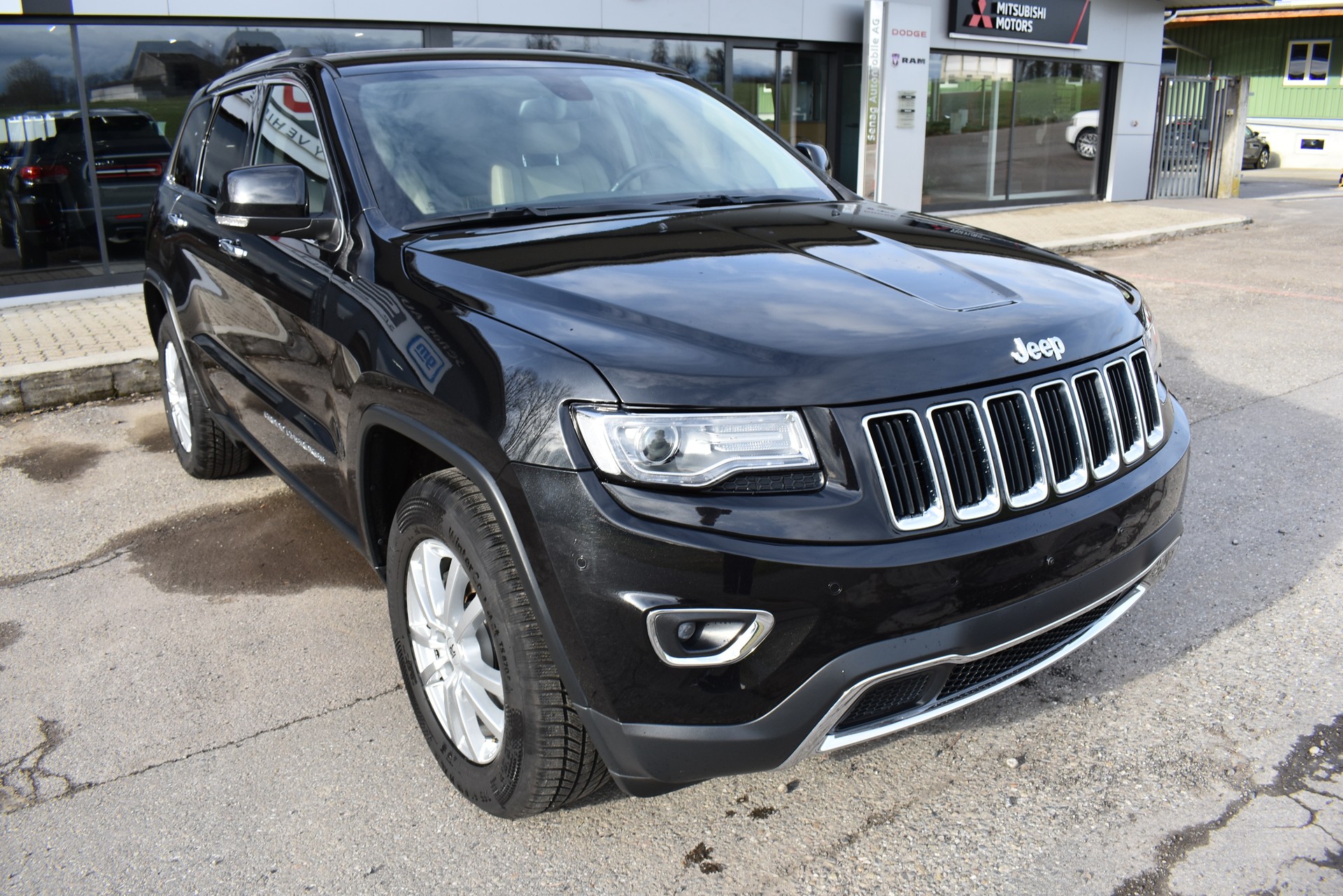 JEEP Grand Cherokee 3.6 V6 Limited Automatic-image-3
