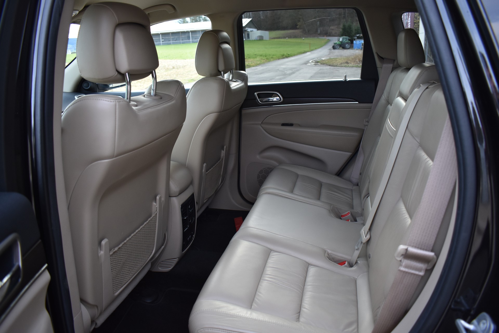 JEEP Grand Cherokee 3.6 V6 Limited Automatic-image-9