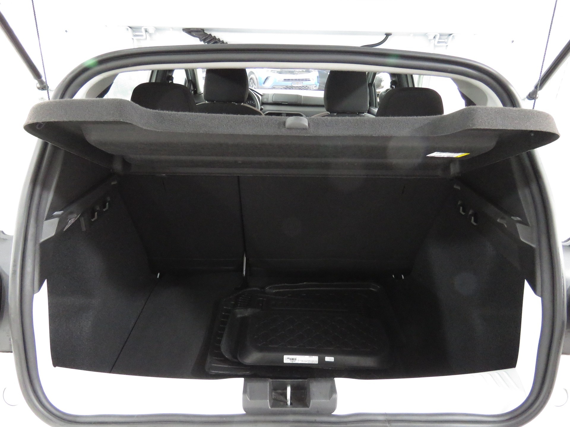 DACIA Sandero SCe 65 Essential-image-9