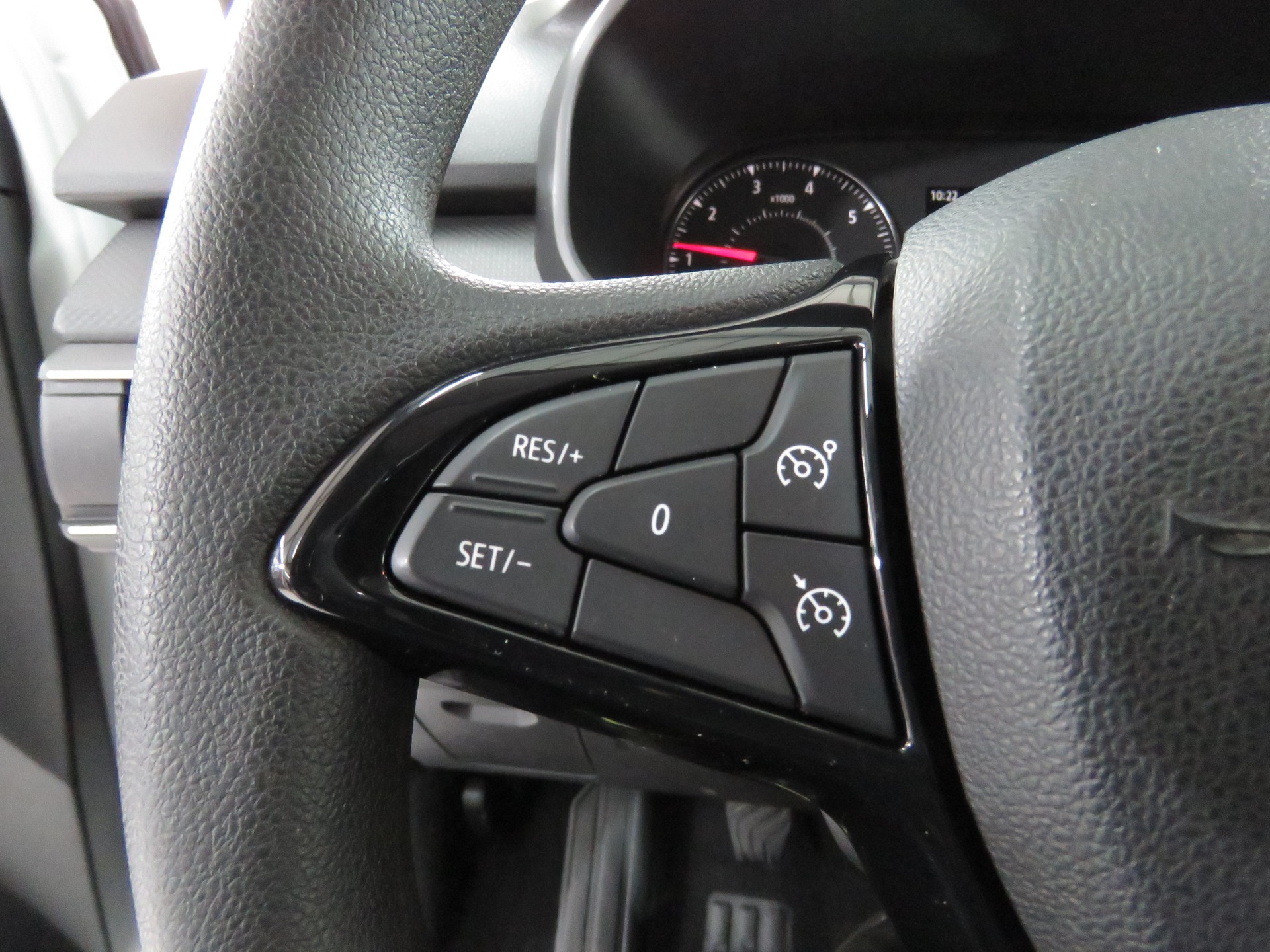 DACIA Sandero SCe 65 Essential-image-16