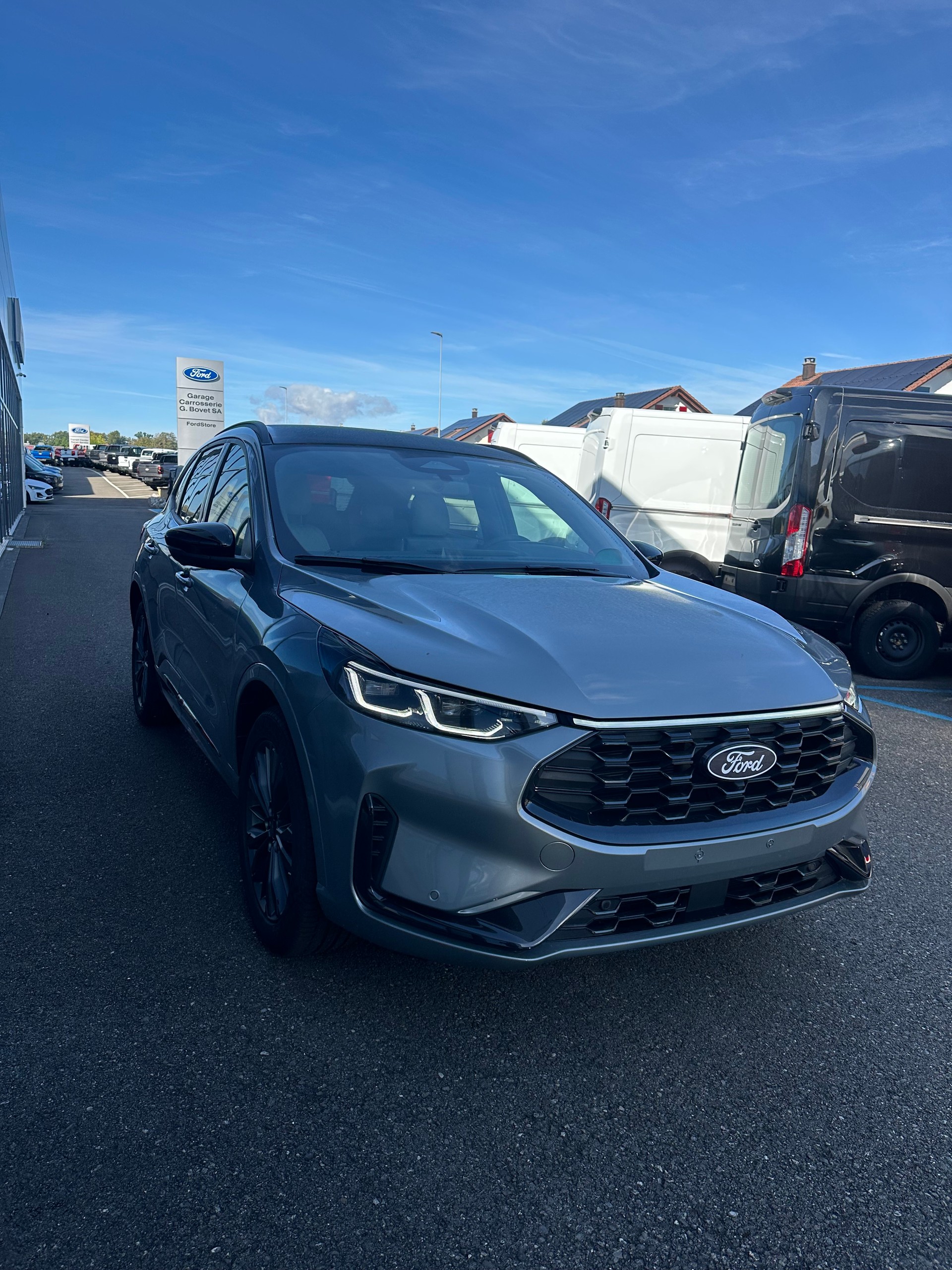 FORD Kuga 2.5 Hybrid Sound Edition FHEV/4x4-image-7