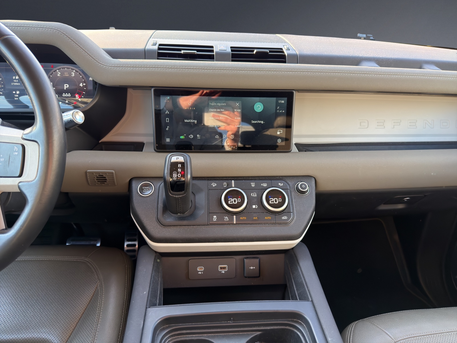 Image LAND-ROVER DEFENDER Defender 90 3.0D I6 250 S AT8