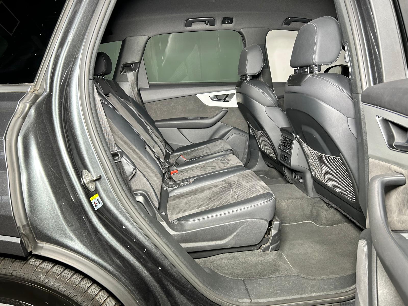 AUDI Q7 3.0 55 TFSI e S Line quattro T-Tronic CH FAHRZEUG-image-10