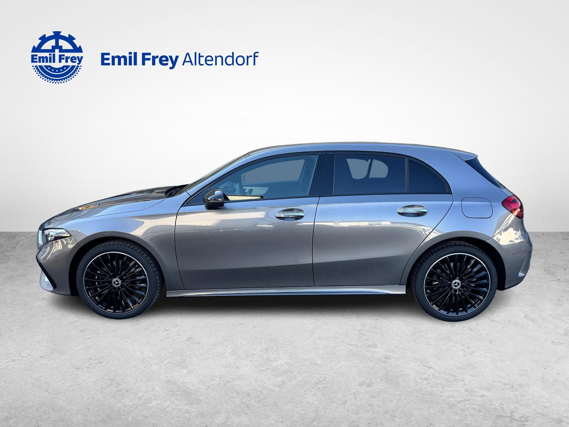 MERCEDES-BENZ A 250 e EQ Star AMG Line-image-1