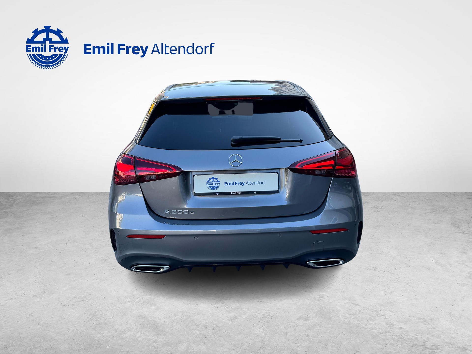 MERCEDES-BENZ A 250 e EQ Star AMG Line-image-3