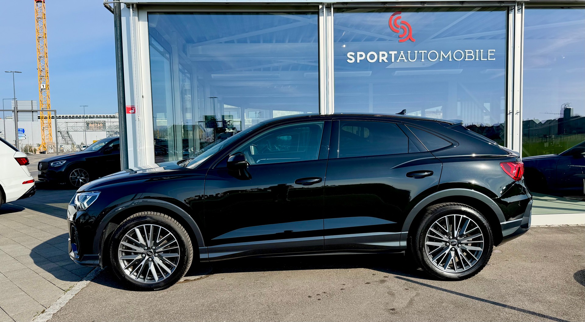 AUDI Q3 Sportback 35 TFSI S line Attraction S-tronic *Anhängerkupplung*-image-5