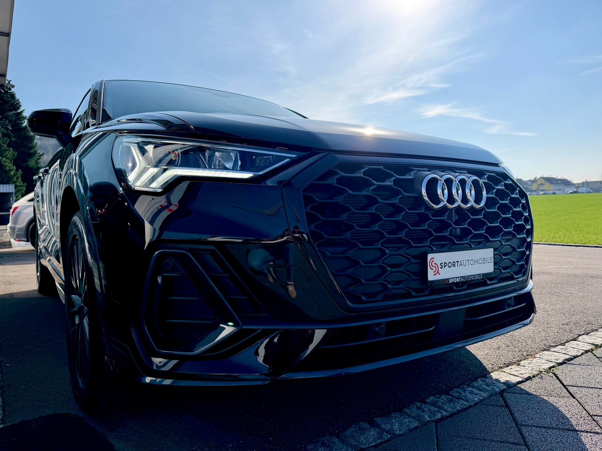 AUDI Q3 Sportback 35 TFSI S line Attraction S-tronic *Anhängerkupplung*-image-4