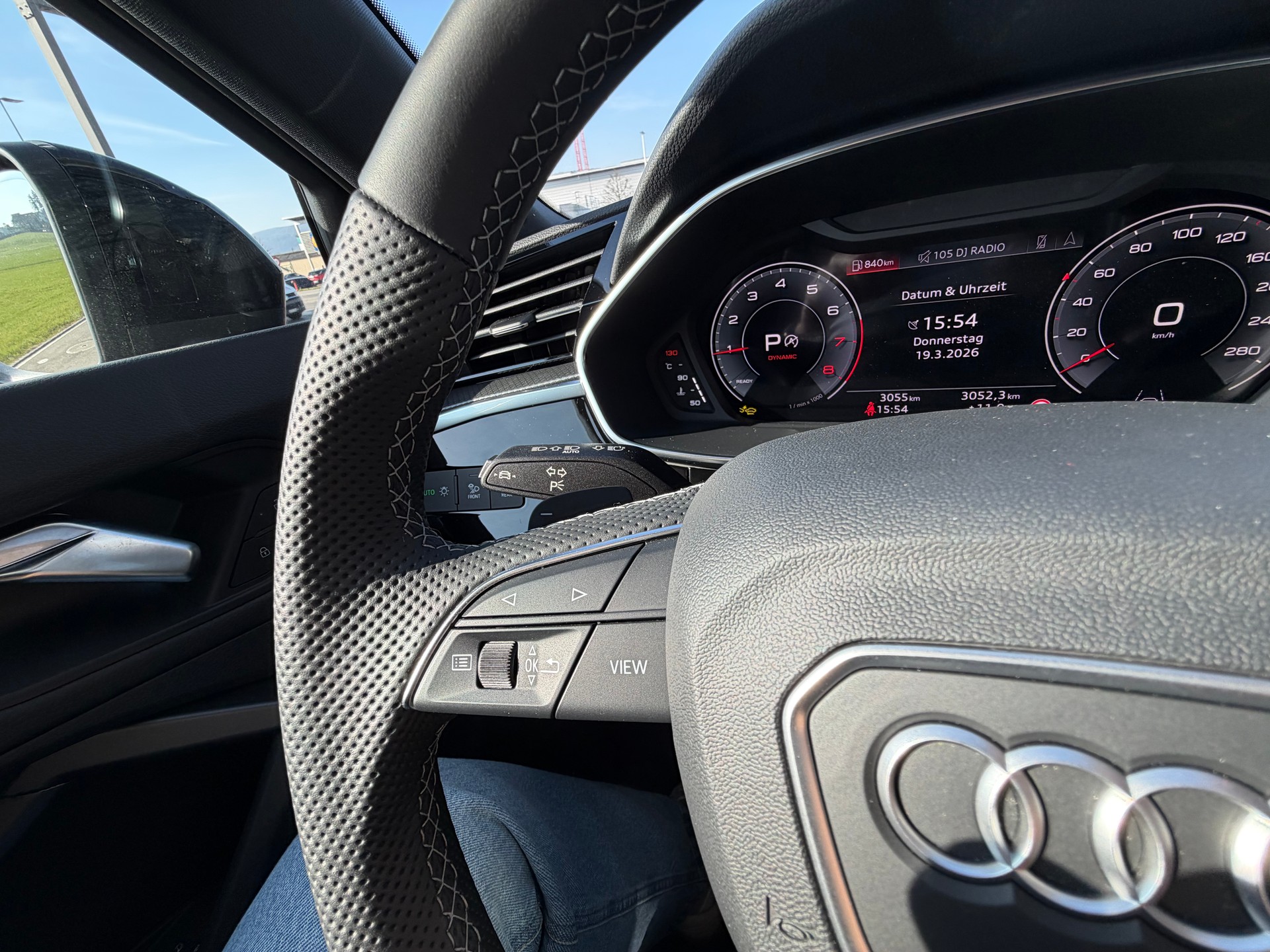 AUDI Q3 Sportback 35 TFSI S line Attraction S-tronic *Anhängerkupplung*-image-16