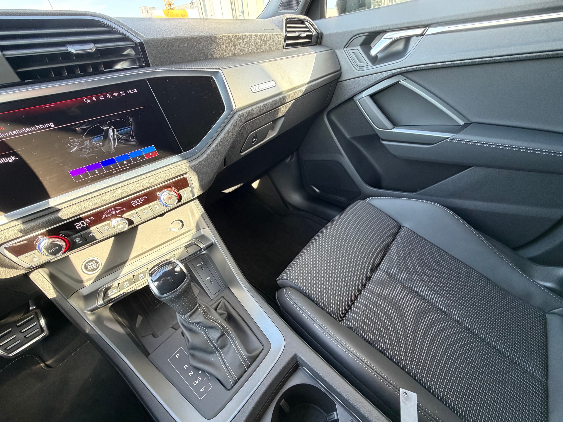 AUDI Q3 Sportback 35 TFSI S line Attraction S-tronic *Anhängerkupplung*-image-26