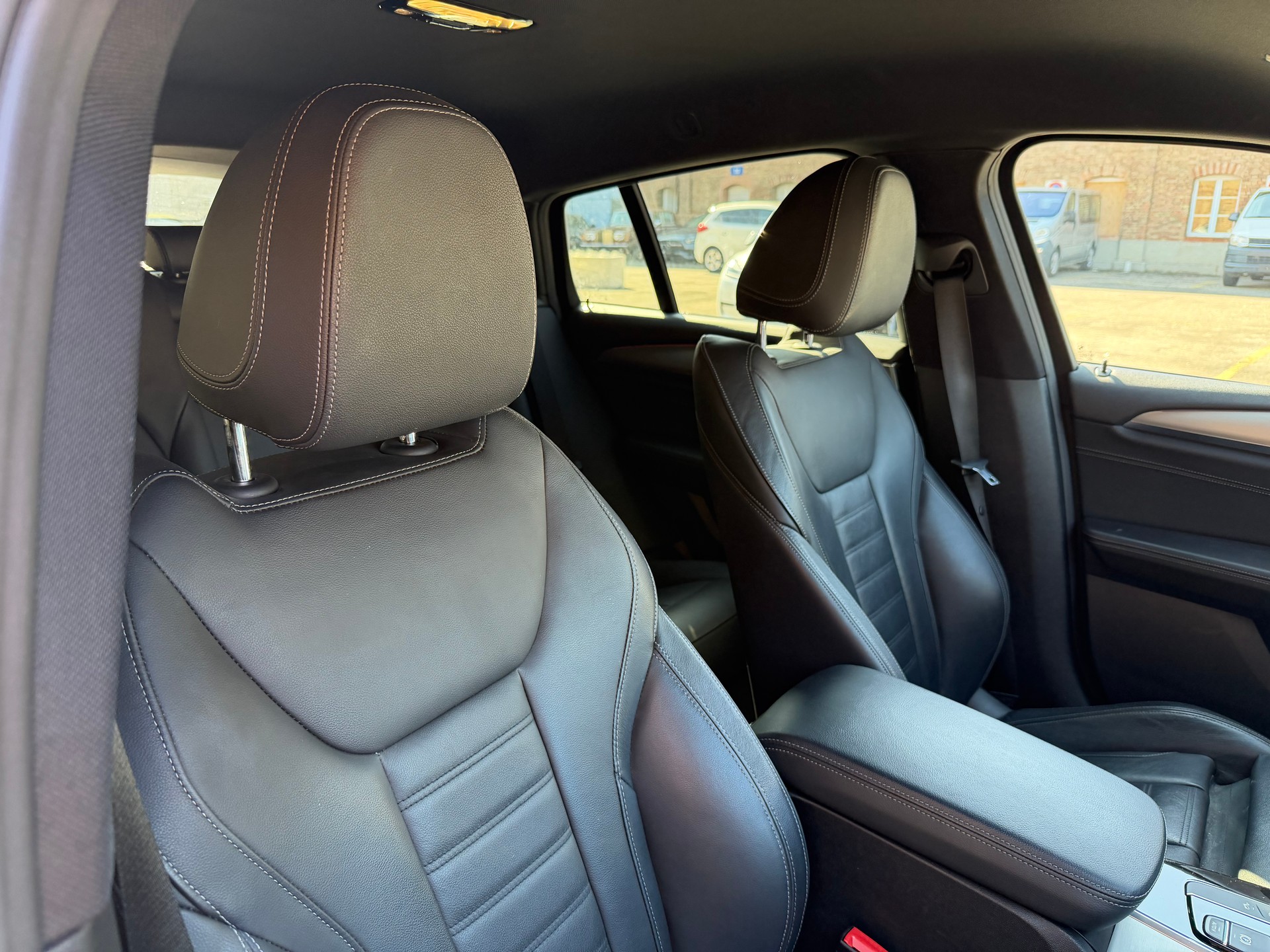 BMW X4 xDrive 20d M Sport Steptronic-image-11