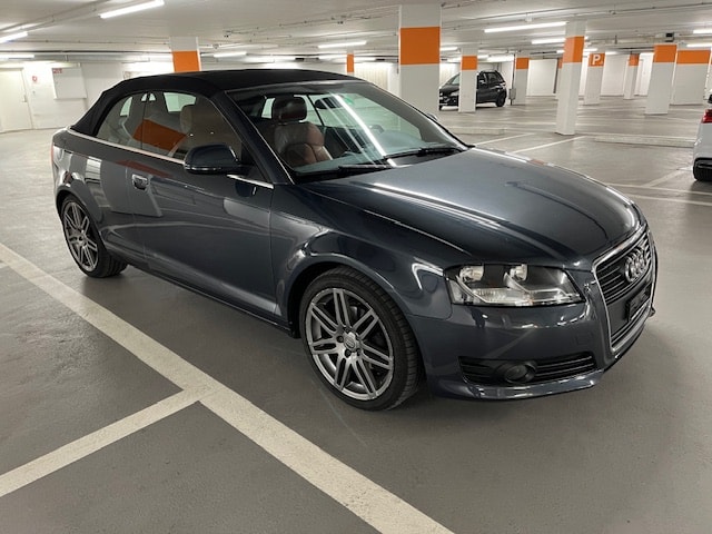 AUDI A3 Cabriolet 1.8 TFSI Ambition-image-2