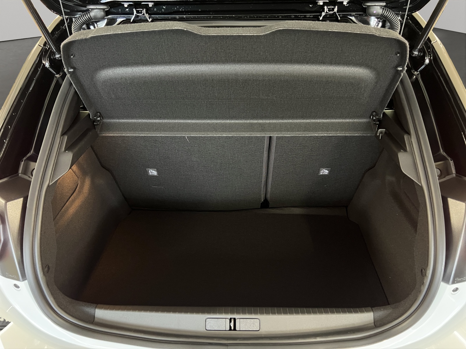 OPEL Corsa 1.2 T Hybrid Viva-image-13