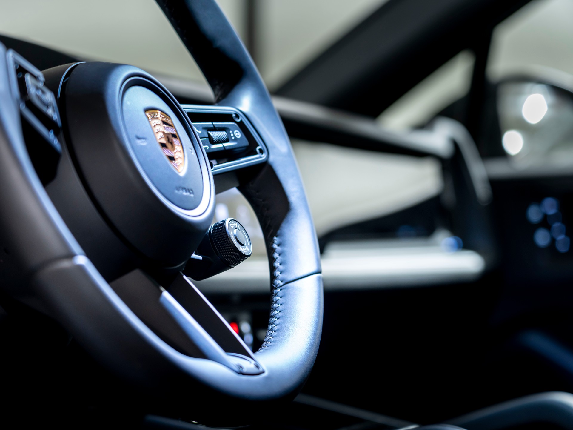 PORSCHE Cayenne Coupé Black Edition Tiptronic-image-15