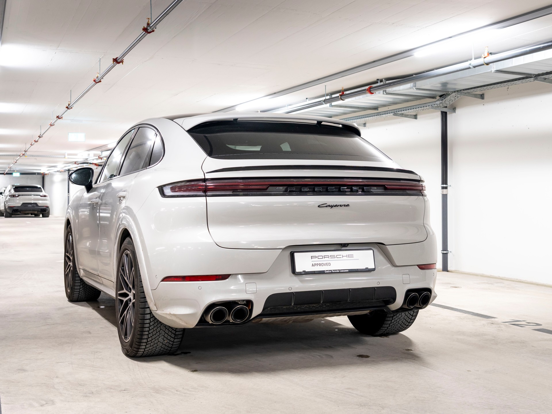 PORSCHE Cayenne Coupé Black Edition Tiptronic-showroom-element-2