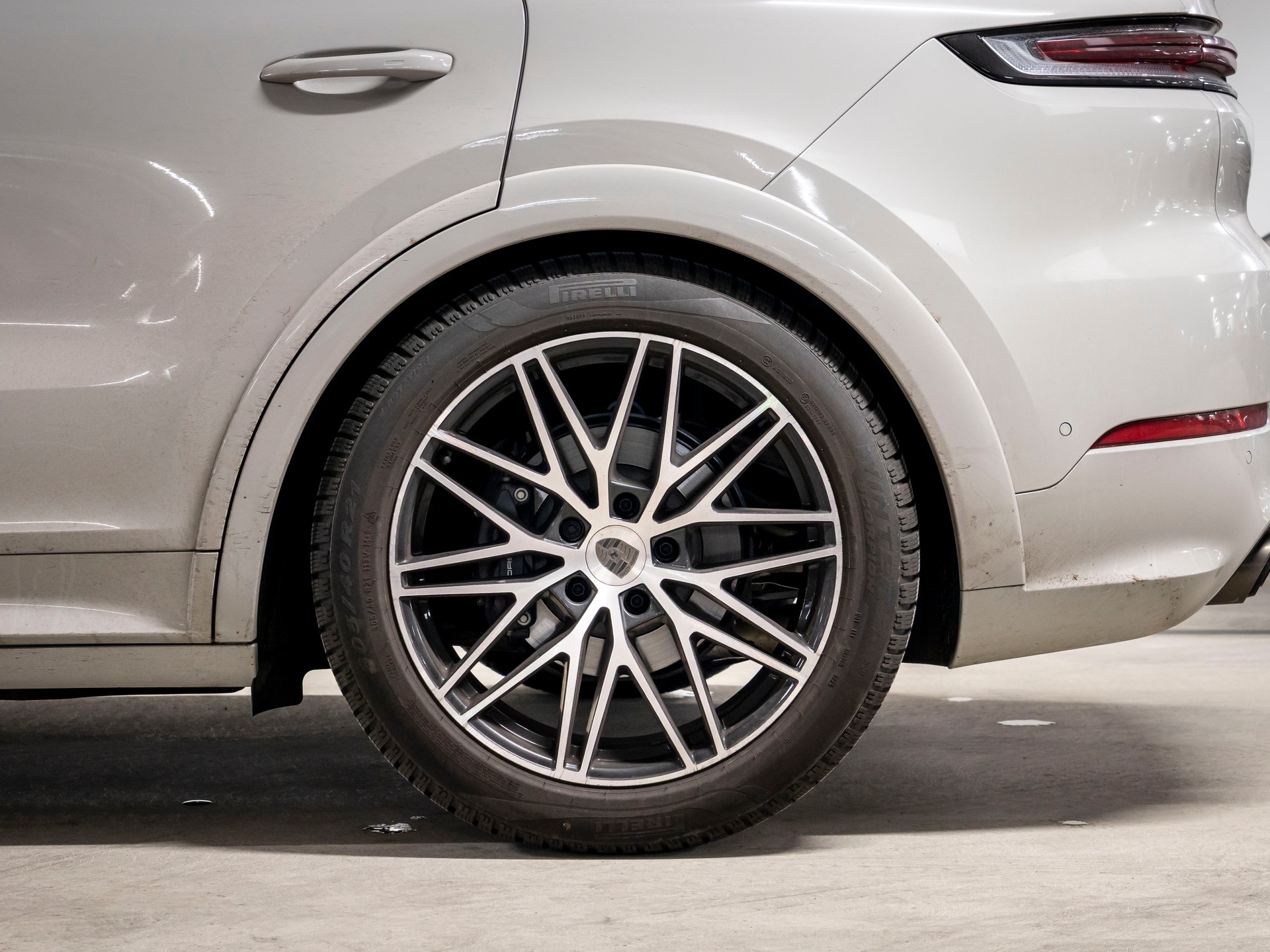 PORSCHE Cayenne Coupé Black Edition Tiptronic-image-10