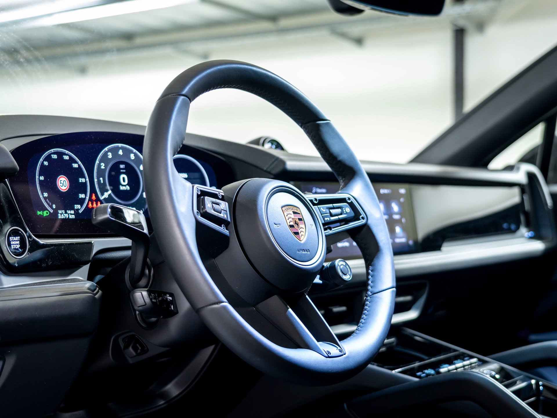 PORSCHE Cayenne Coupé Black Edition Tiptronic-image-14