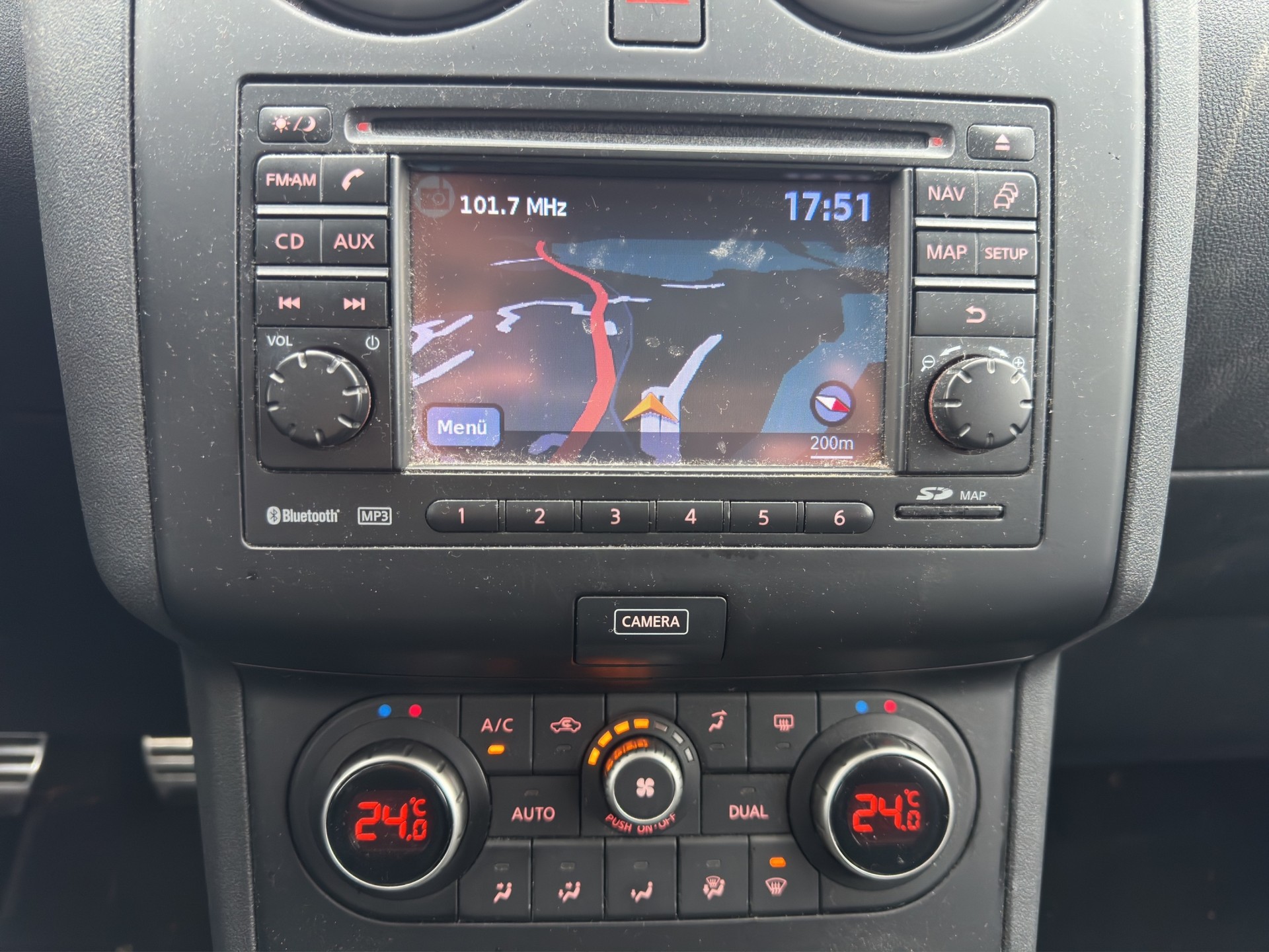 NISSAN Qashqai +2 1.6 dCi 4WD Swiss Edition-image-10