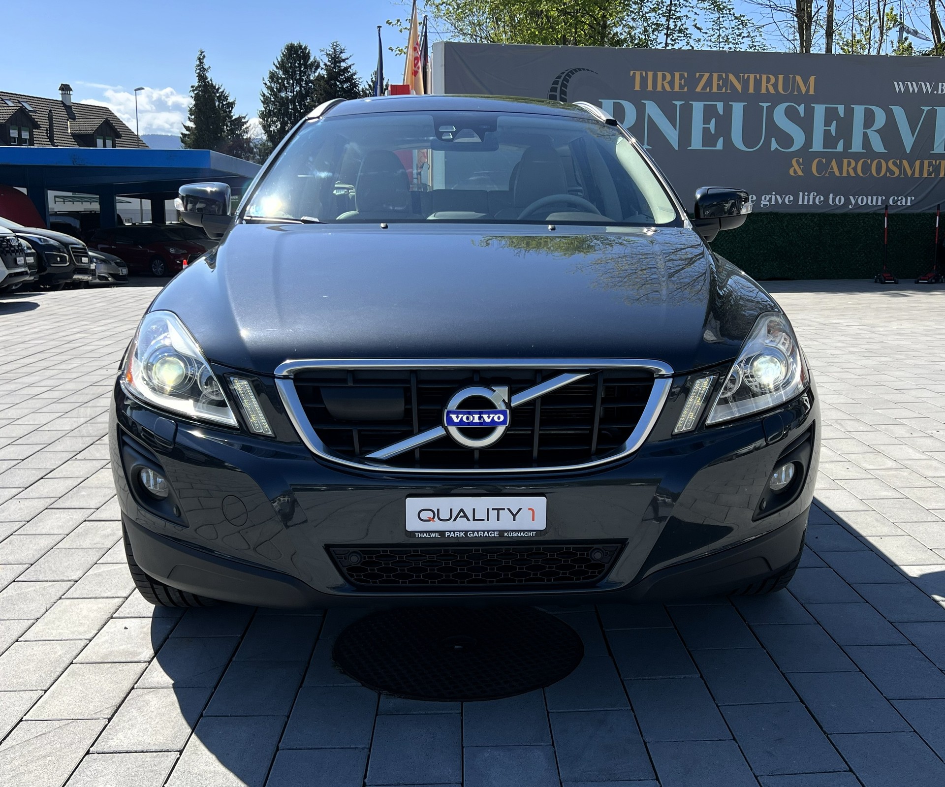 VOLVO XC60 D5 AWD Summum Geartronic-image-7
