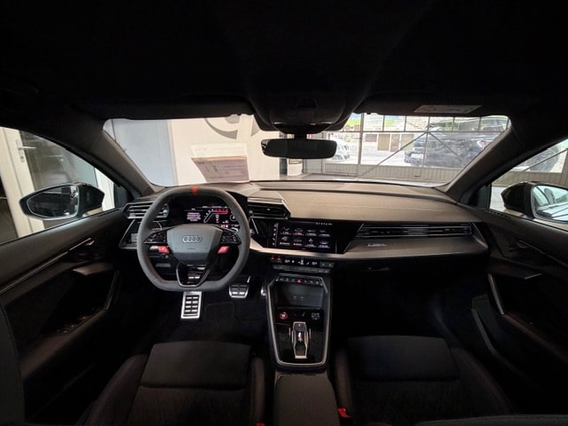 AUDI RS3 SB 2.5 TSI quattro-image-10
