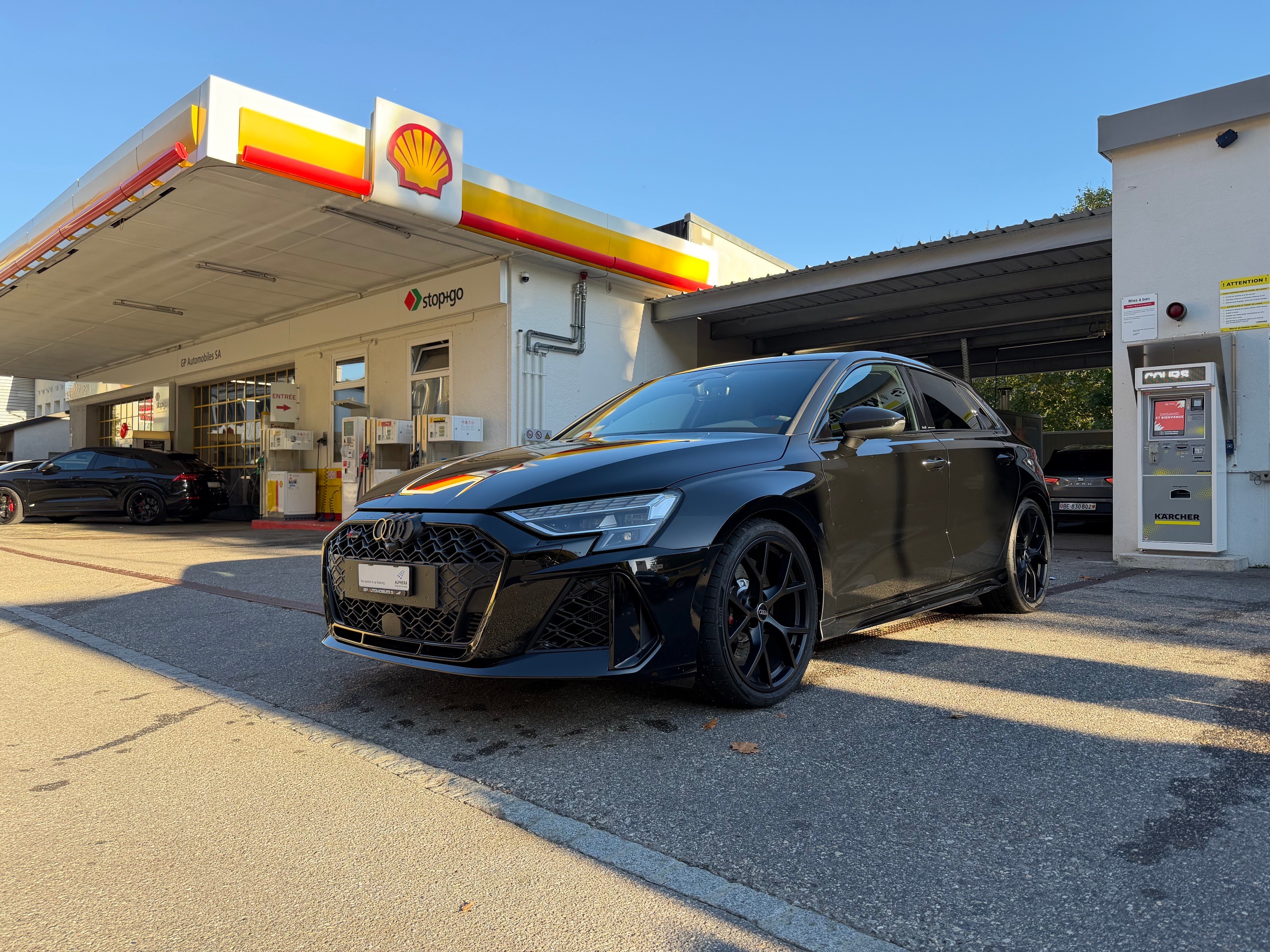 Car photo