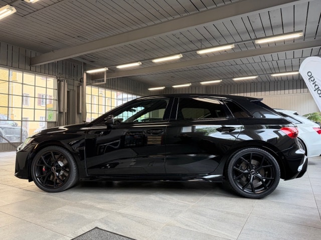 AUDI RS3 SB 2.5 TSI quattro-image-3